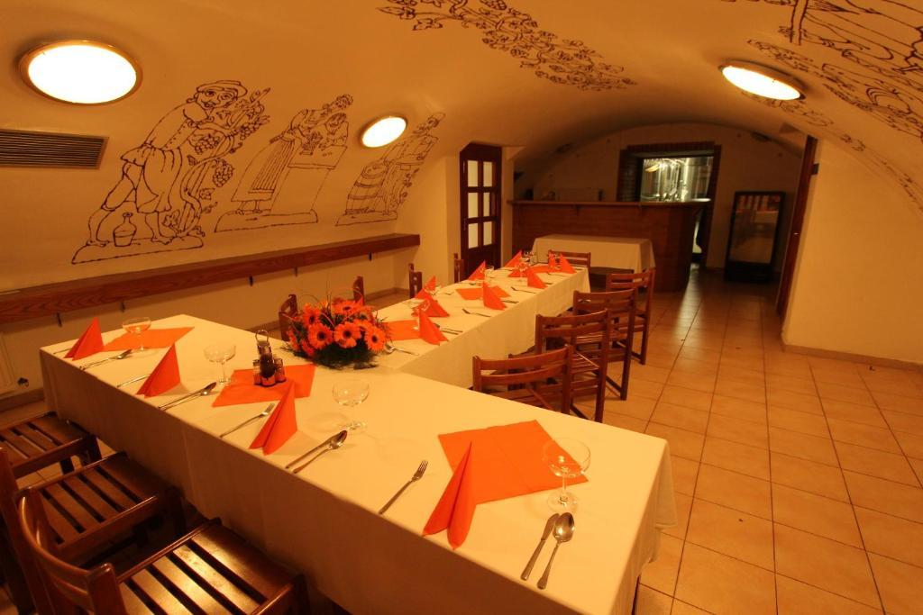 Hotel Excelent Rýmařov Dış mekan fotoğraf